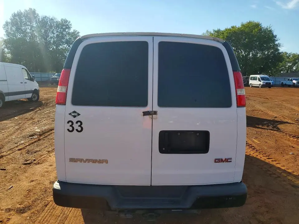 2020 GMC SAVANA G3500 LS  