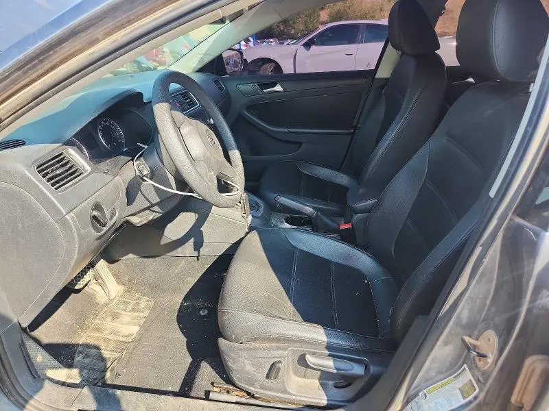 2014 VOLKSWAGEN JETTA SE  