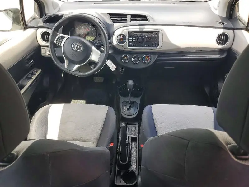 2013 TOYOTA YARIS 5-DOOR LE  
