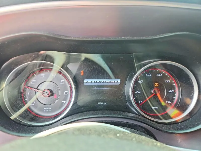 2019 DODGE CHARGER SXT  