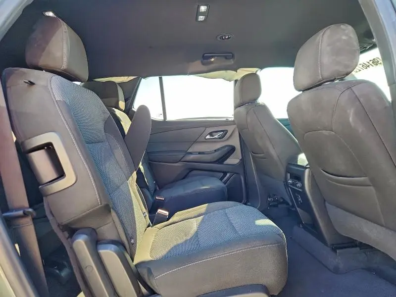 2023 CHEVROLET TRAVERSE LT  