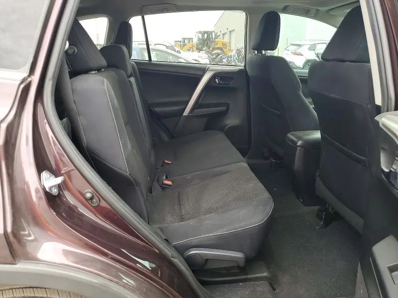 2016 TOYOTA RAV4 XLE  