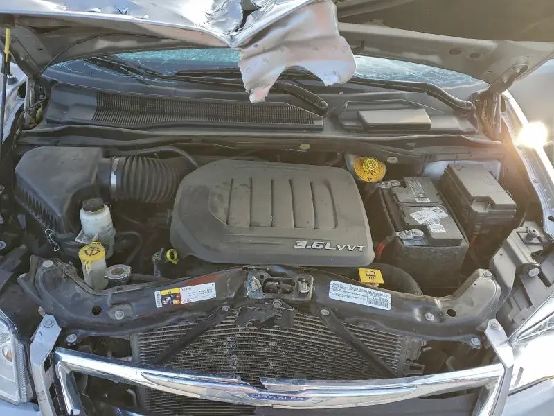 2016 CHRYSLER TOWN & COUNTRY TOURING  