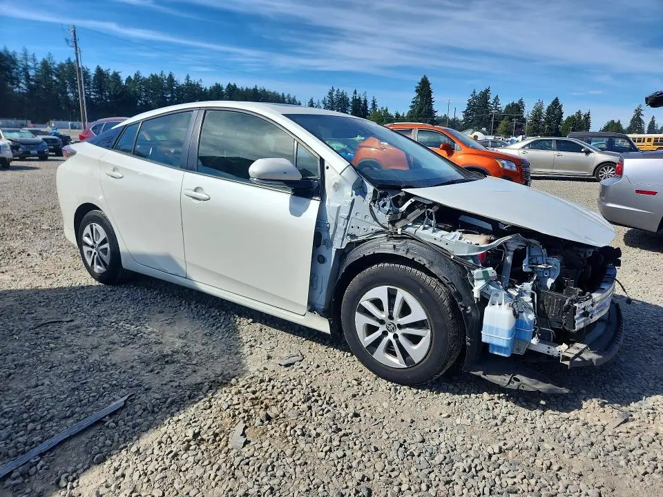 2017 TOYOTA PRIUS THREE  