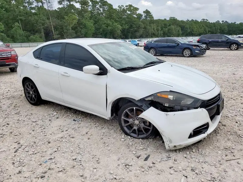 2015 DODGE DART SXT  