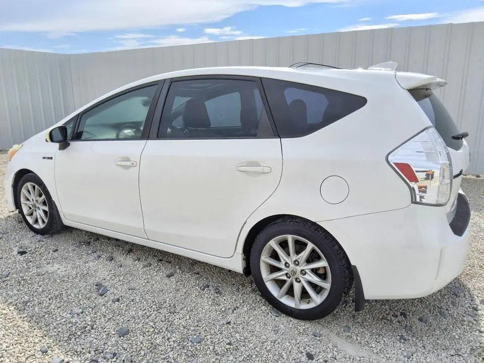 2012 TOYOTA PRIUS V FIVE  