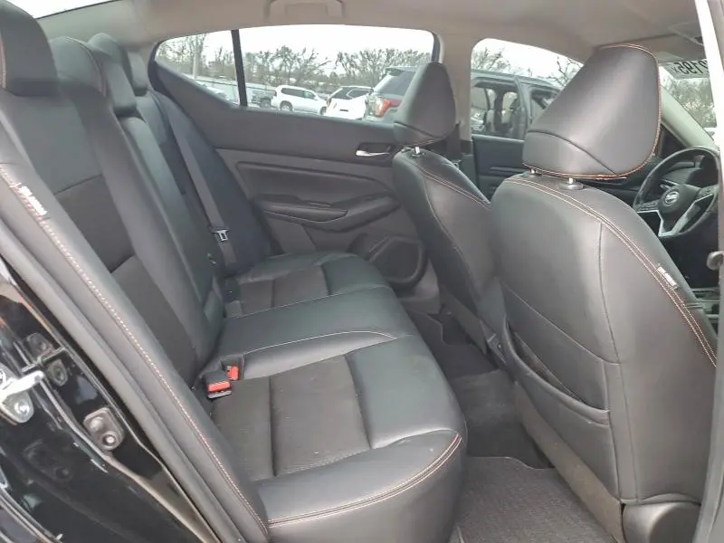 2022 NISSAN ALTIMA SR  