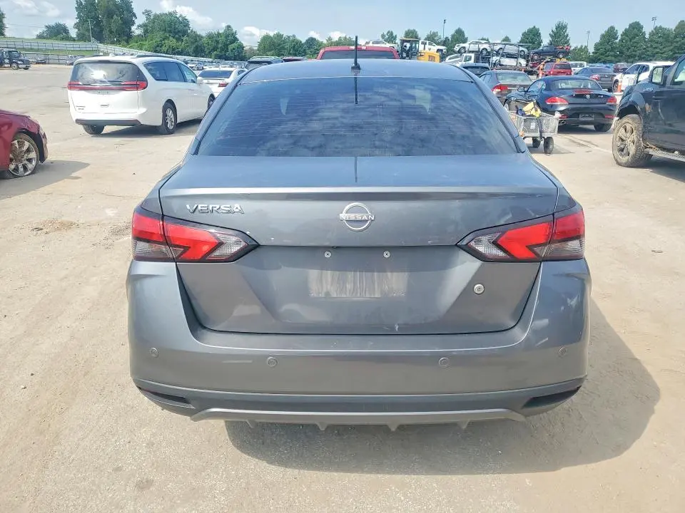 2024 NISSAN VERSA S  