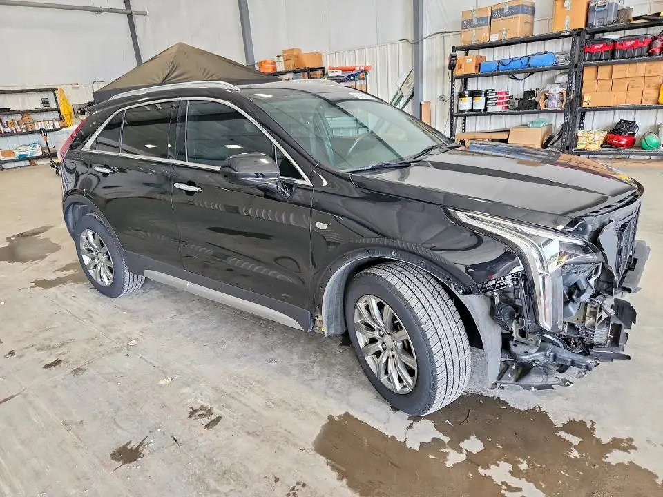 2019 CADILLAC XT4 PREMIUM LUXURY  