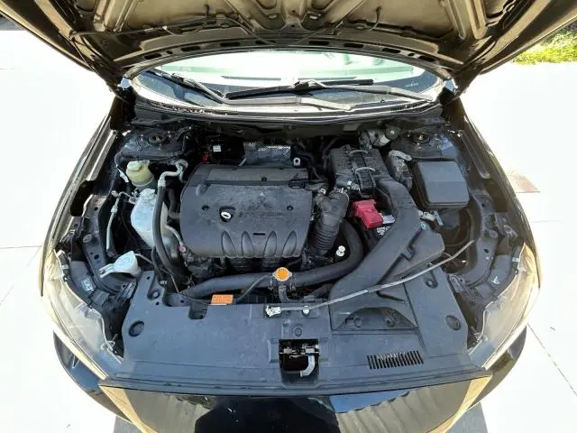2013 MITSUBISHI LANCER SE