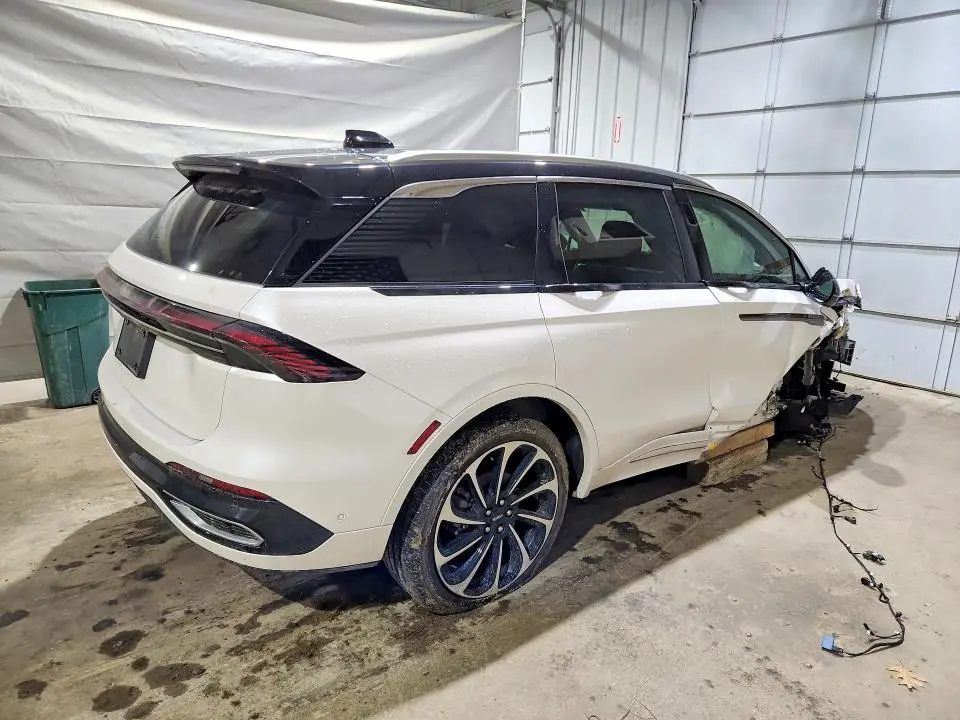 2024 LINCOLN NAUTILUS BLACK LABEL  