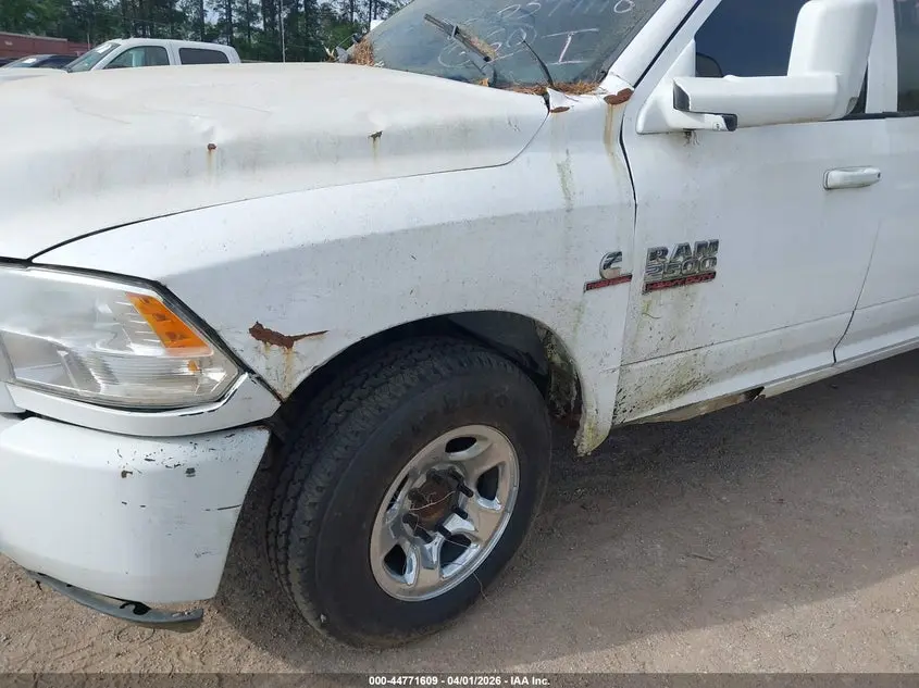 2018 RAM 2500 TRADESMAN  4X4 8' BOX