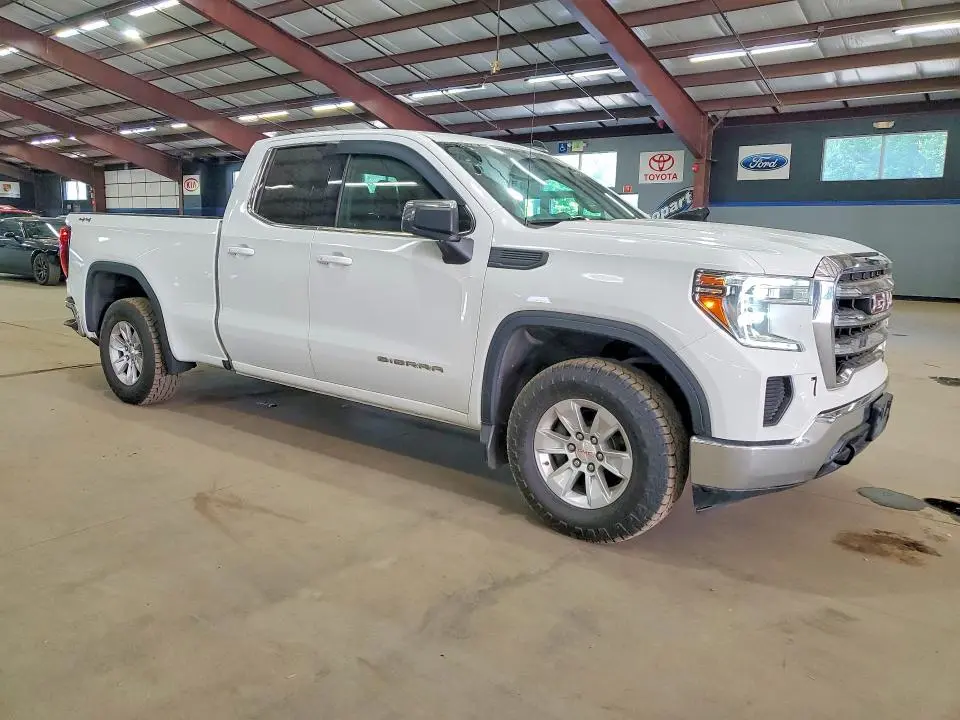 2019 GMC SIERRA K1500 SLE  