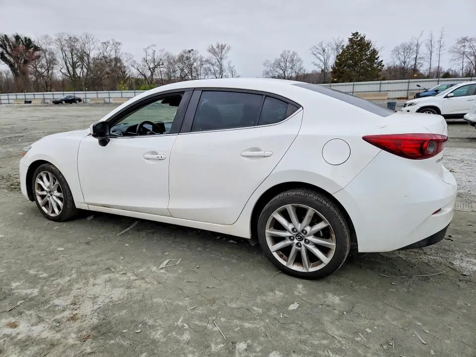 2017 MAZDA 3 TOURING  