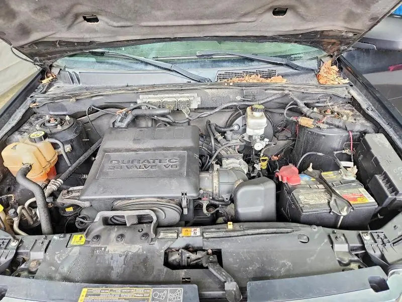 2011 FORD ESCAPE LIMITED  
