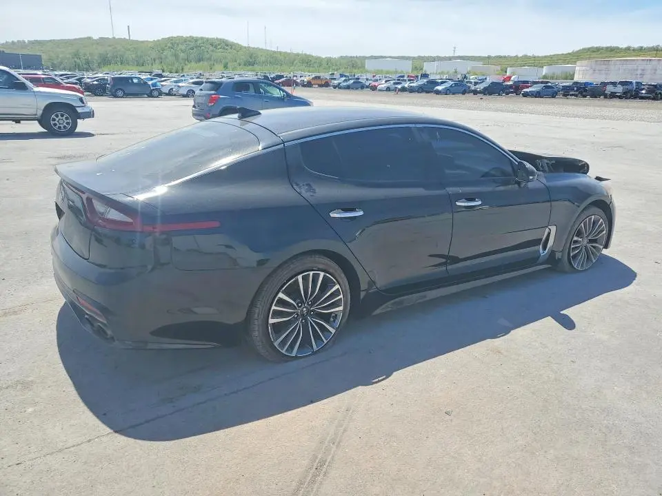 2019 KIA STINGER BASE  