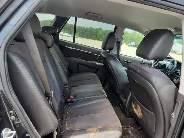2011 HYUNDAI SANTA FE SE  
