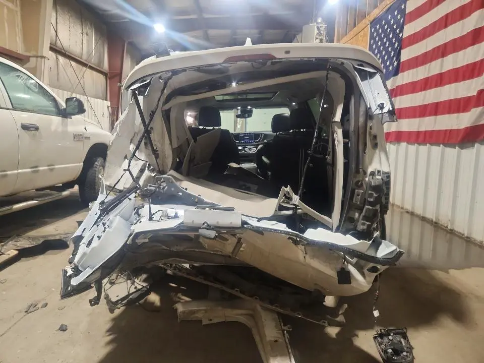 2022 CHRYSLER PACIFICA TOURING L  