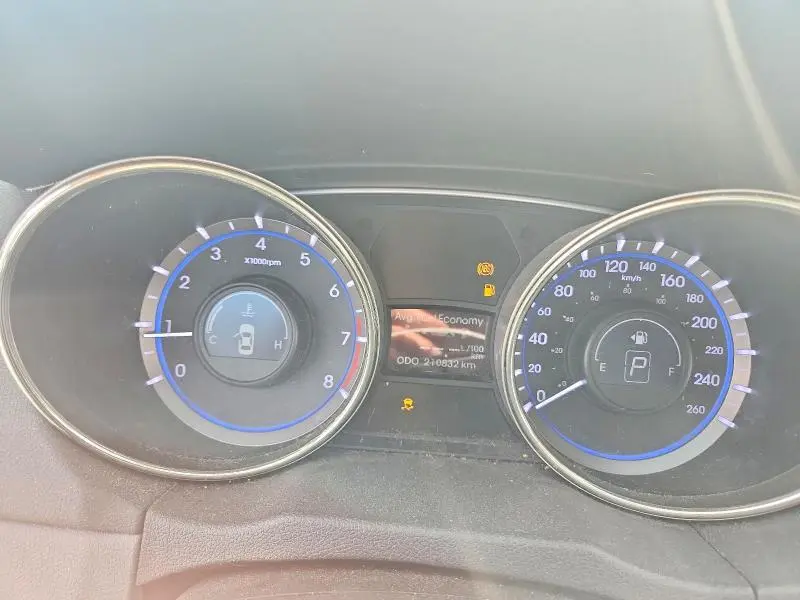 2013 HYUNDAI SONATA GLS  