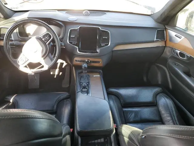 2018 VOLVO XC90 T6  