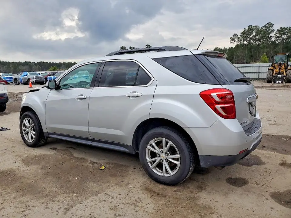 2017 CHEVROLET EQUINOX LT  