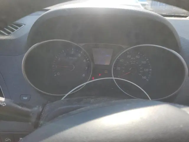 2010 HYUNDAI TUCSON GLS  