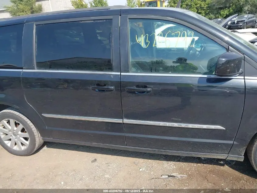 2014 CHRYSLER TOWN & COUNTRY TOURING