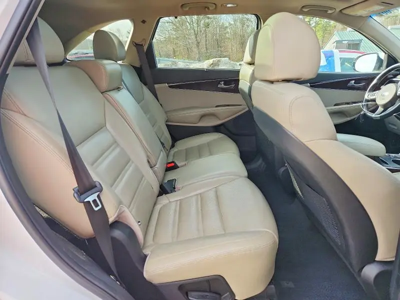 2018 KIA SORENTO EX V6  