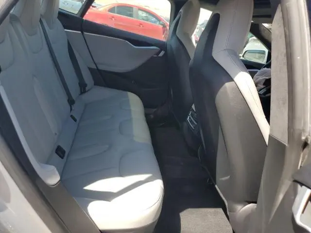 2015 TESLA MODEL S 85D  