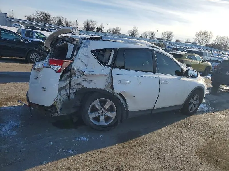 2015 TOYOTA RAV4 XLE  
