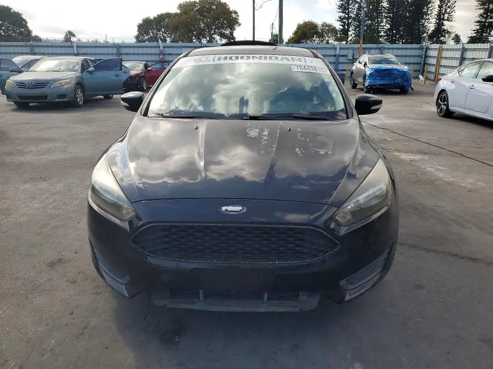2016 FORD FOCUS SE  