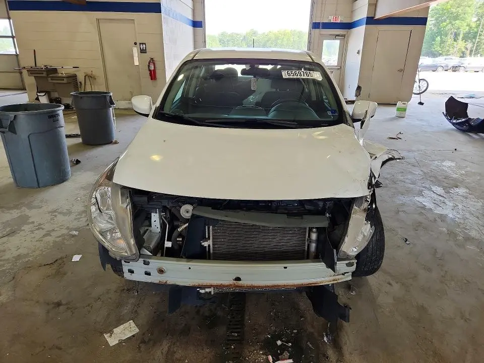 2017 NISSAN VERSA 1.6 S  