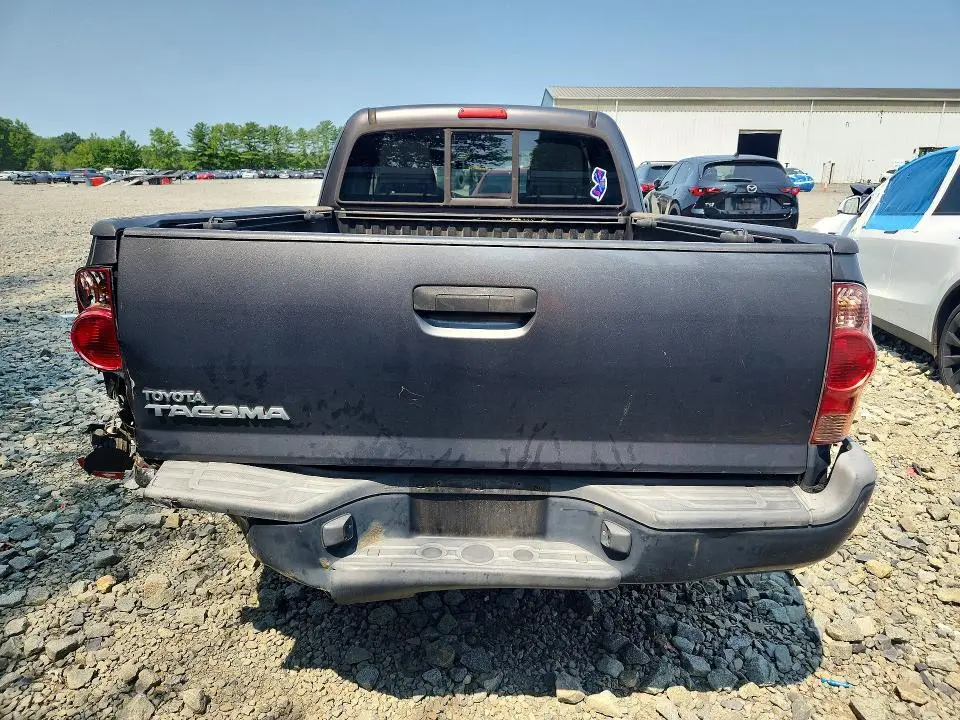 2013 TOYOTA TACOMA BASE  