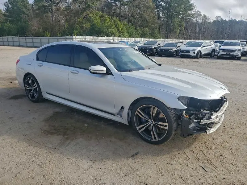 2019 BMW 740 I  