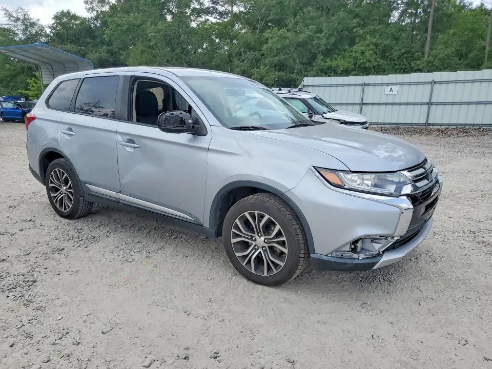 2017 MITSUBISHI OUTLANDER ES  