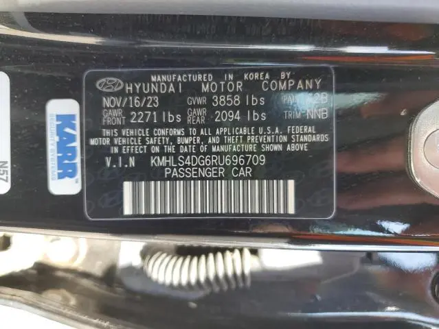 2024 HYUNDAI ELANTRA SEL  