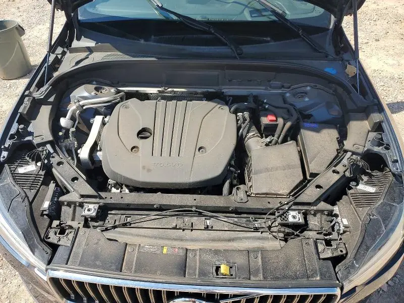 2022 VOLVO XC60 B5 INSCRIPTION  