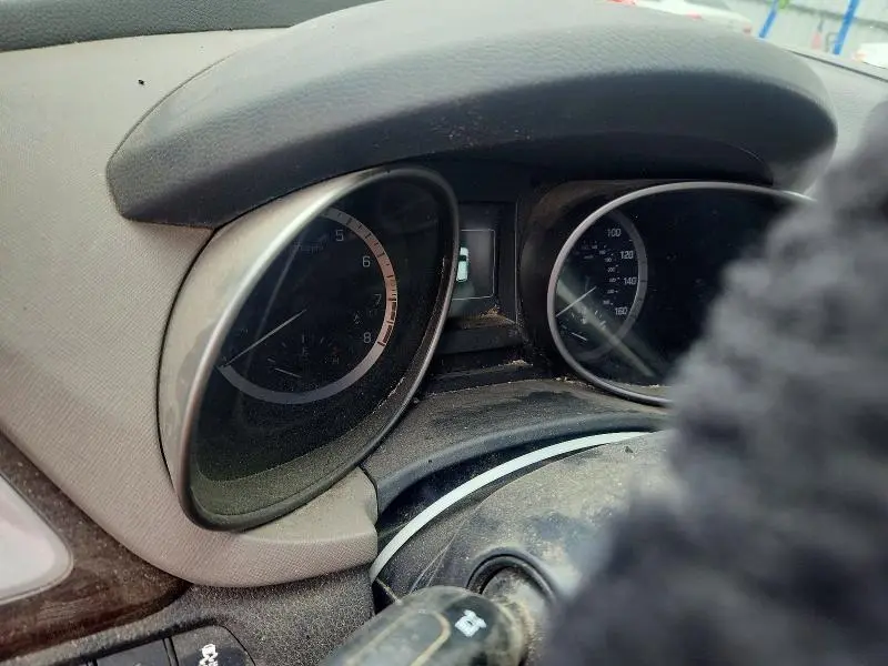 2017 HYUNDAI SANTA FE SE  