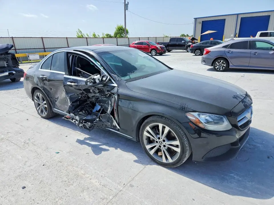 2018 MERCEDES-BENZ C 300  