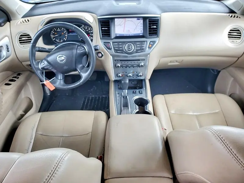 2017 NISSAN PATHFINDER SL  