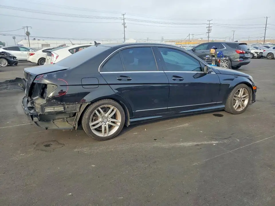 2013 MERCEDES-BENZ C 250  