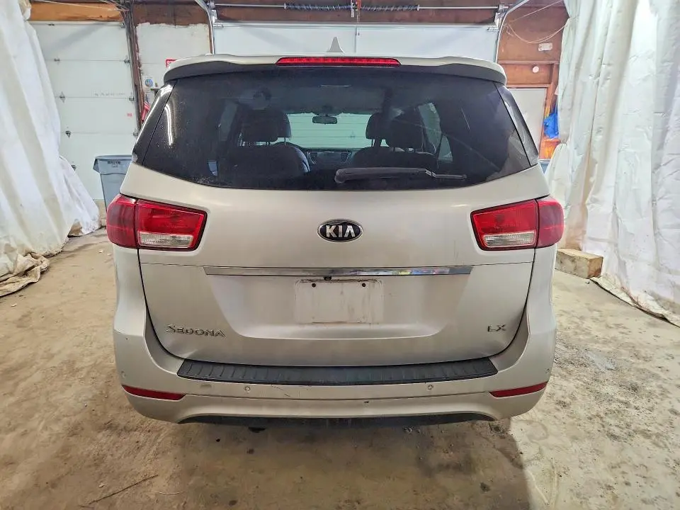 2016 KIA SEDONA LX  