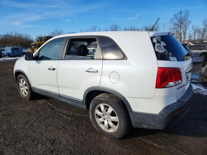 2013 KIA SORENTO LX  