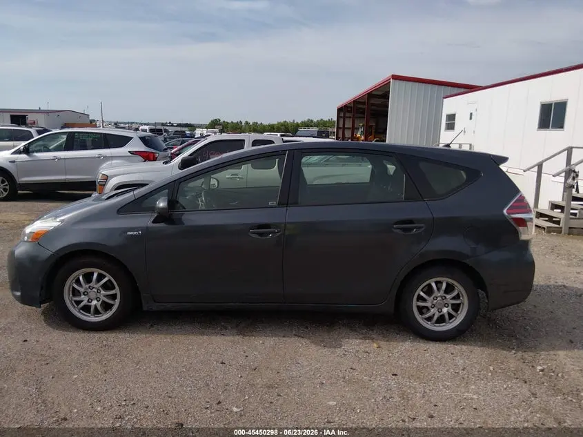 2015 TOYOTA PRIUS V TWO