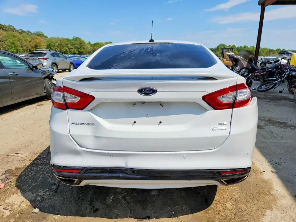 2016 FORD FUSION SE  