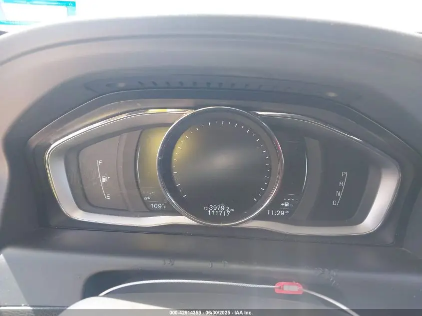 2016 VOLVO XC60 T5 DRIVE-E PLATINUM