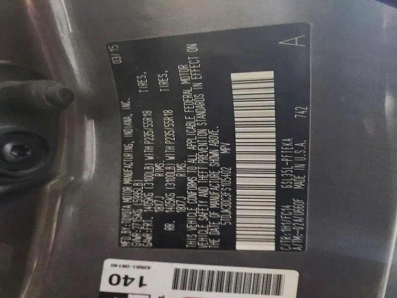 2015 TOYOTA SIENNA LE  