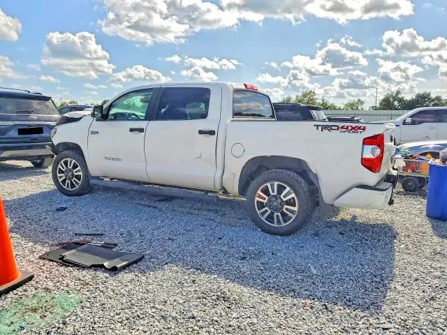 2018 TOYOTA TUNDRA CREWMAX SR5  