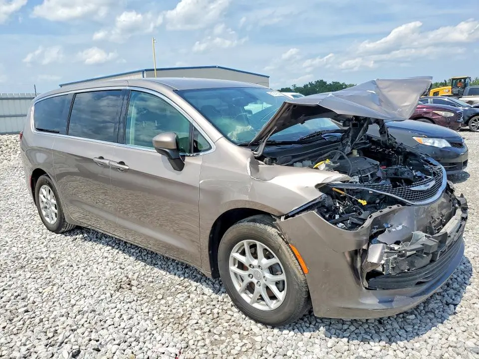 2017 CHRYSLER PACIFICA LX  
