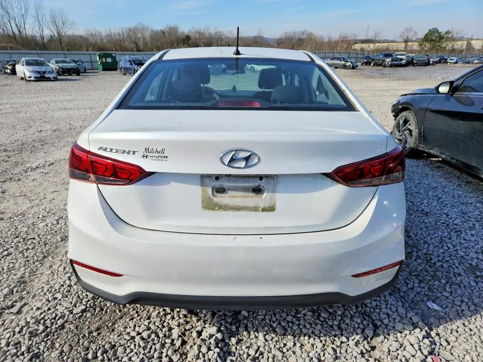 2018 HYUNDAI ACCENT SE  